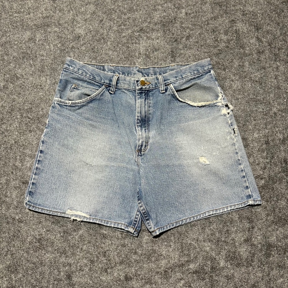 Wrangler Distressed Denim Shorts Light Wash Blue 606W1DH Size 34